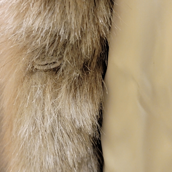 J. Percy For Marvin Richards FAUX fur Snow Leopard/Lynx - Picture 9 of 16